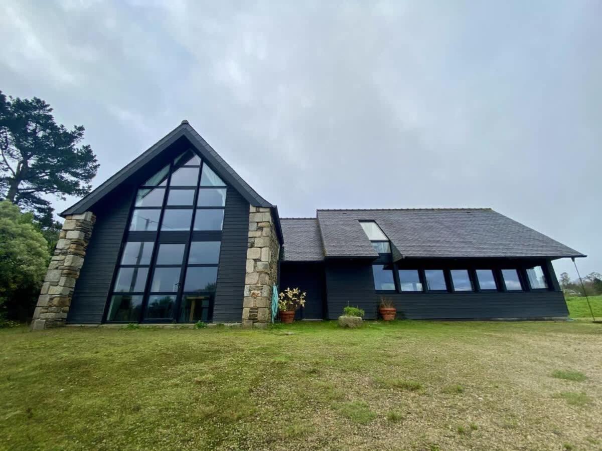 Large Farmhouse With Garden And Sea View For 8 People Locquenole 외부 사진